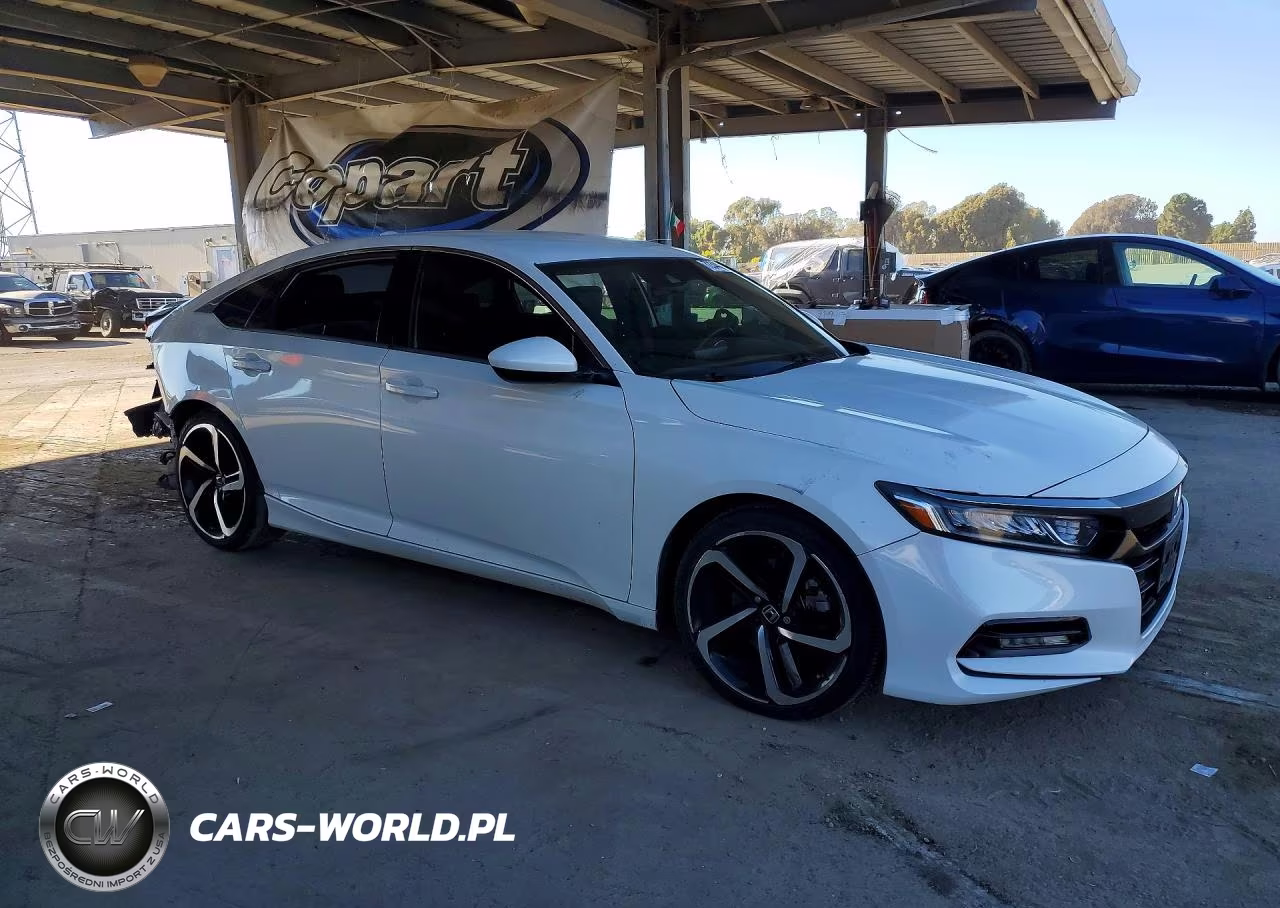 2018 Honda Accord Sport VIN:1HGCV1F39JA201849 - 4