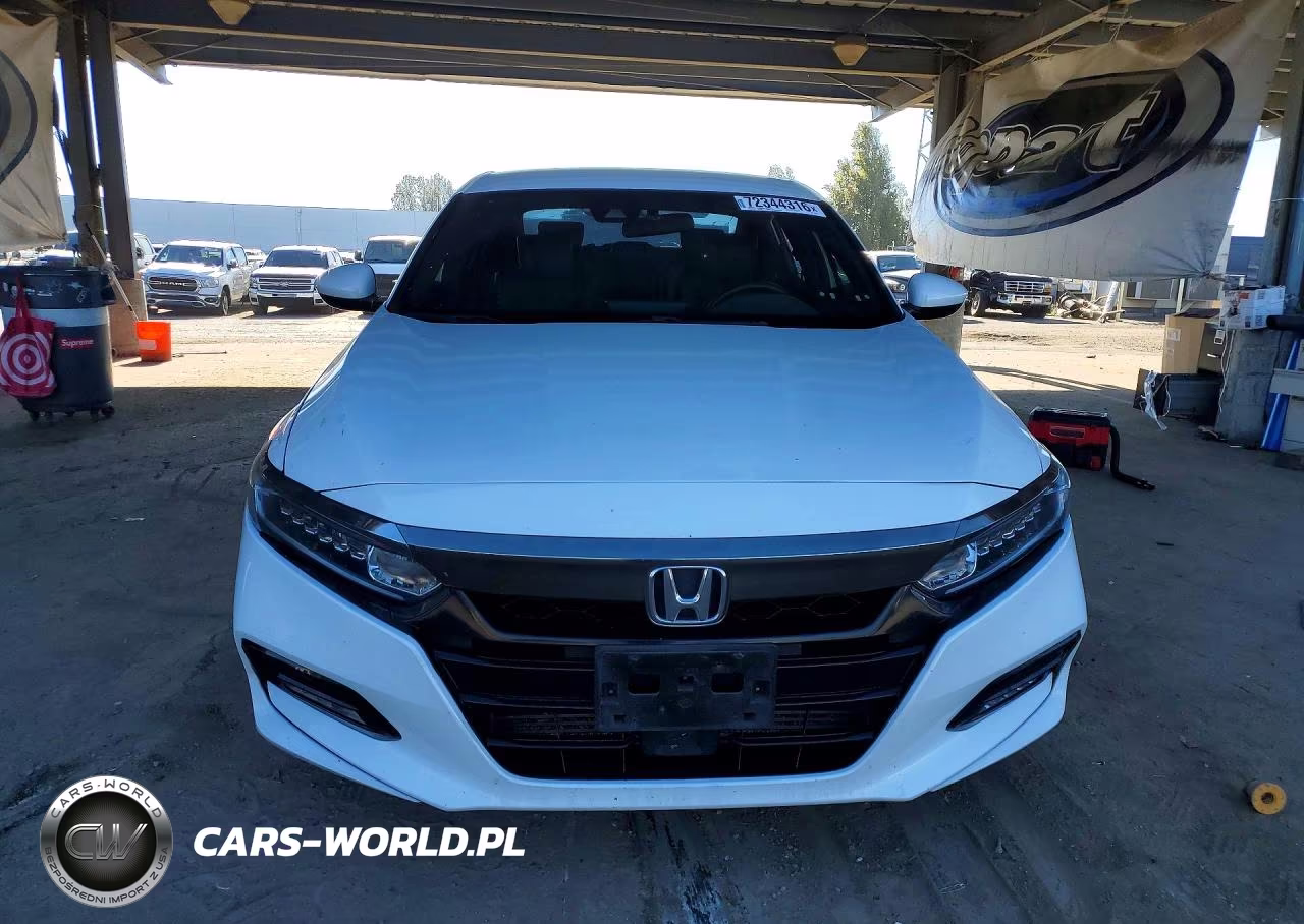 2018 Honda Accord Sport VIN:1HGCV1F39JA201849 - 5