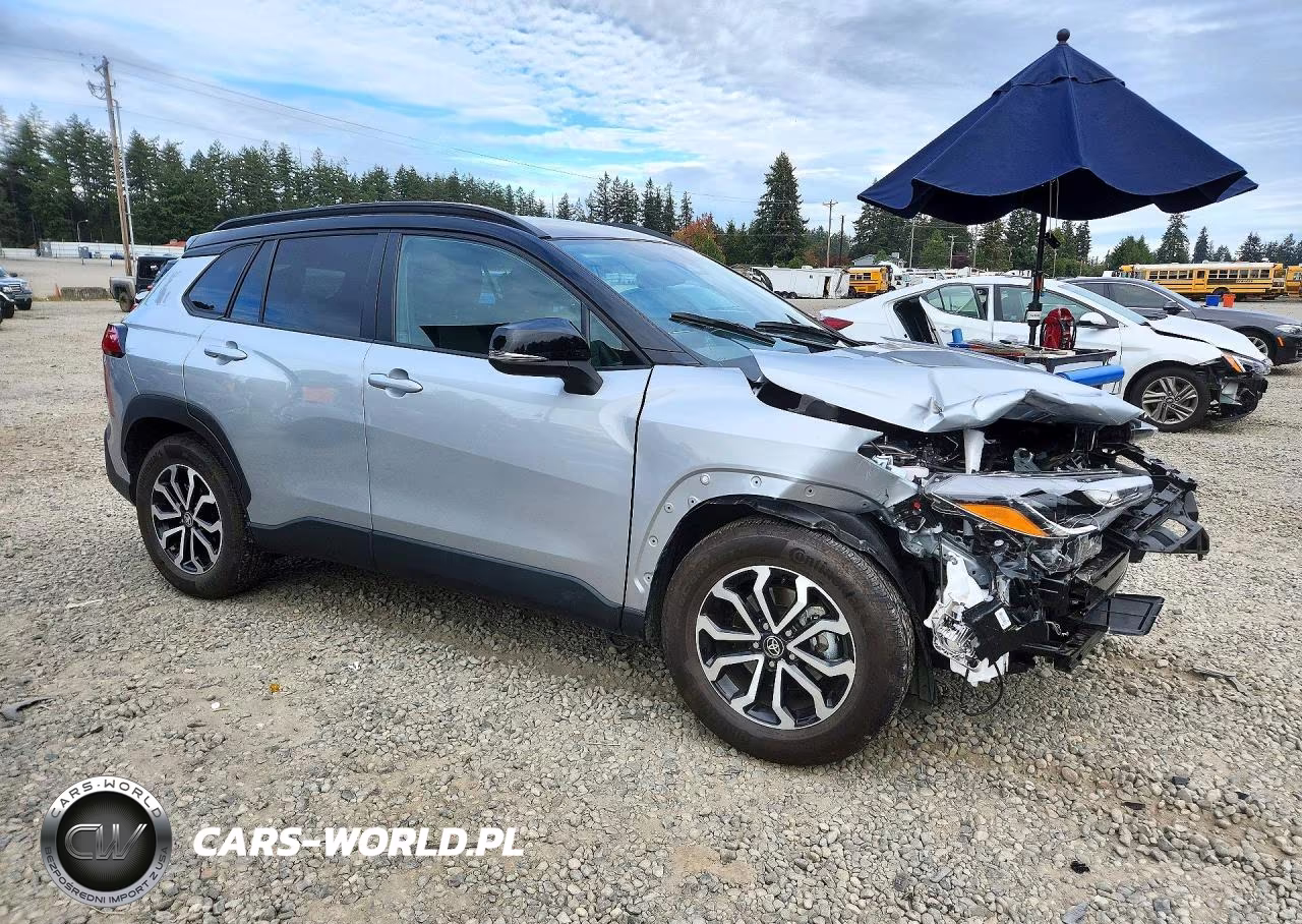 2025 Toyota Corolla Cross Hybrid Se VIN:7MUFBABG5SV088537 - 4