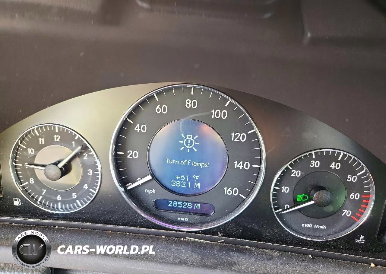 2005 Mercedes-Benz Clk 500 VIN:WDBTK75G05T053386 - 9