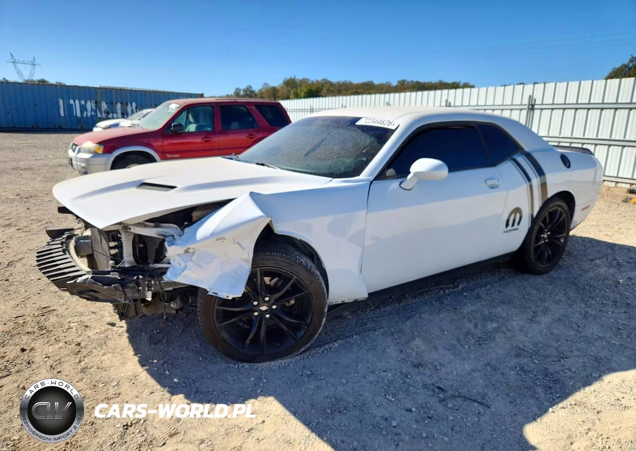 2018 Dodge Challenger Sxt VIN:2C3CDZAG9JH251893 - 1