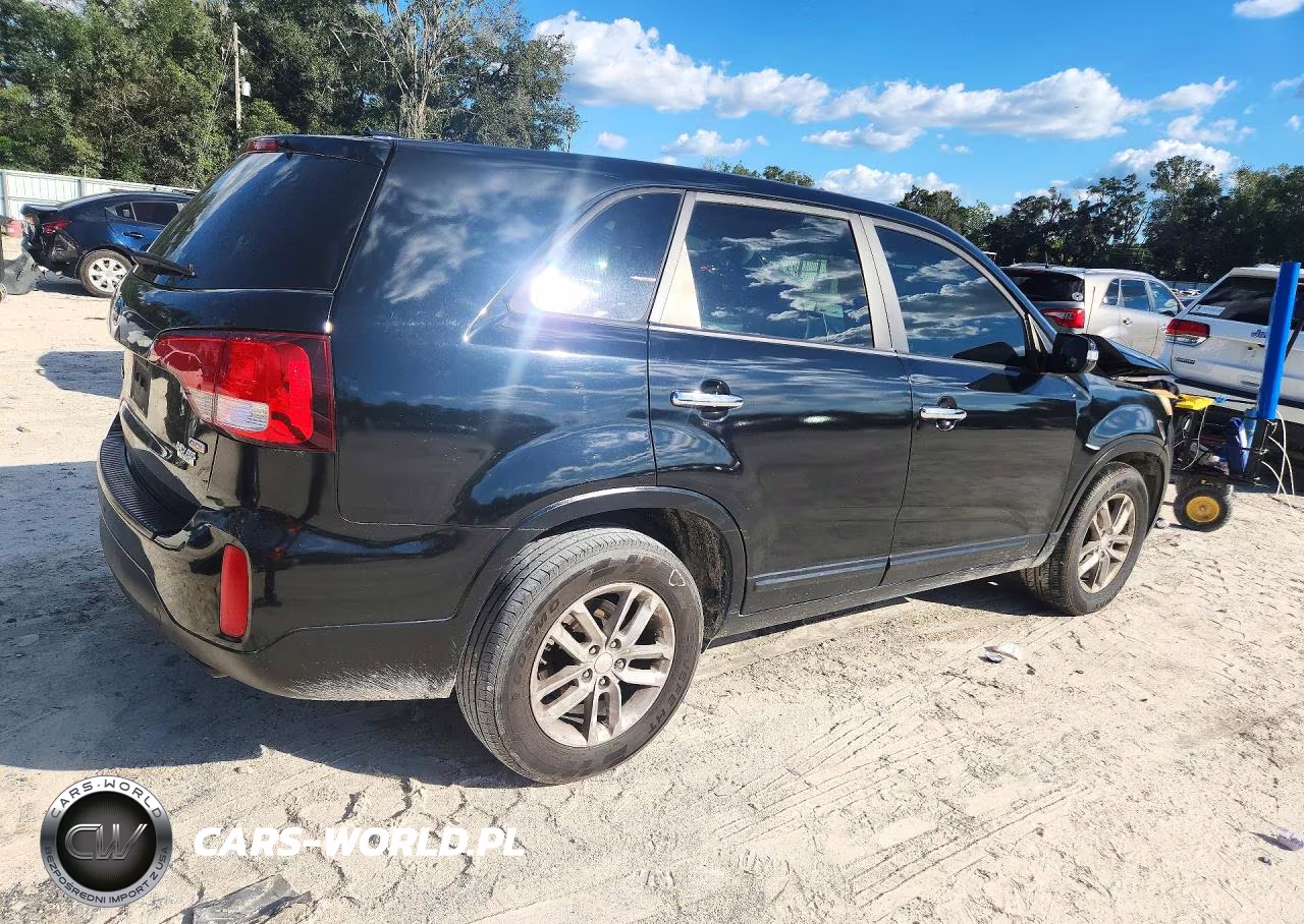 2015 Kia Sorento Lx VIN:5XYKT3A66FG620195 - 3