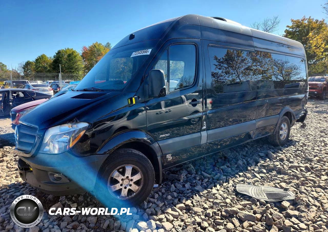 2015 Mercedes-Benz Sprinter 2500 VIN:WDZPE8DC8F5986098 - 1