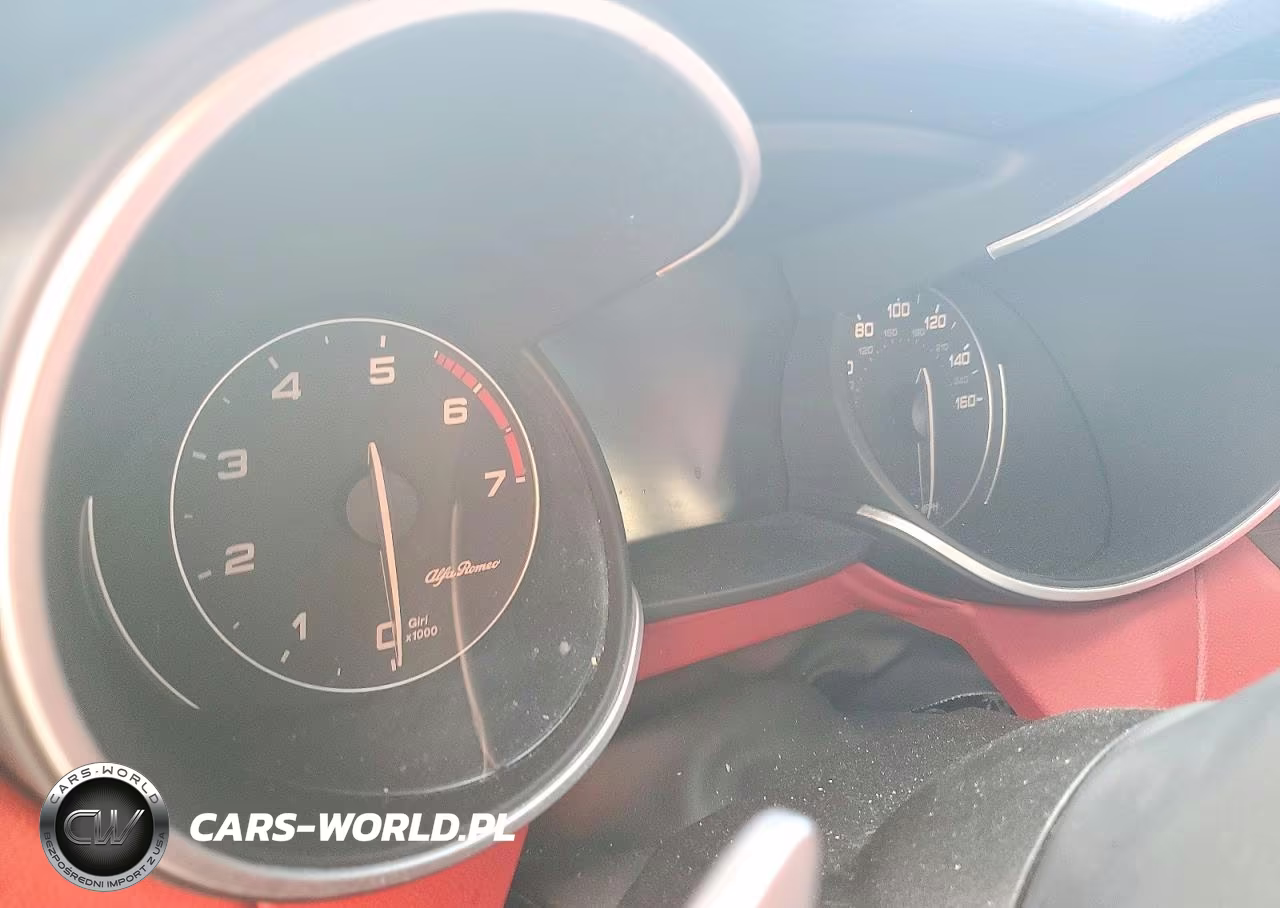 2018 Alfa Romeo Stelvio Ti Sport VIN:ZASFAKNN1J7B97946 - 9