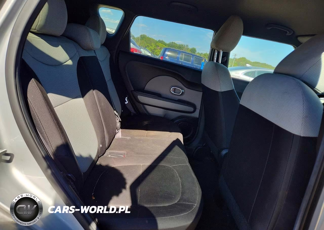 2015 Kia Soul Base VIN:KNDJN2A23F7816587 - 10