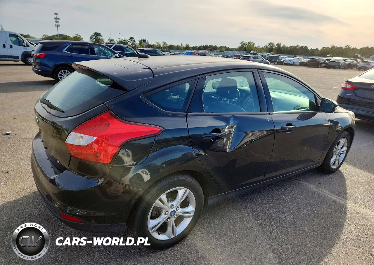 2012 Ford Focus Se VIN:1FAHP3K26CL322889 - 3