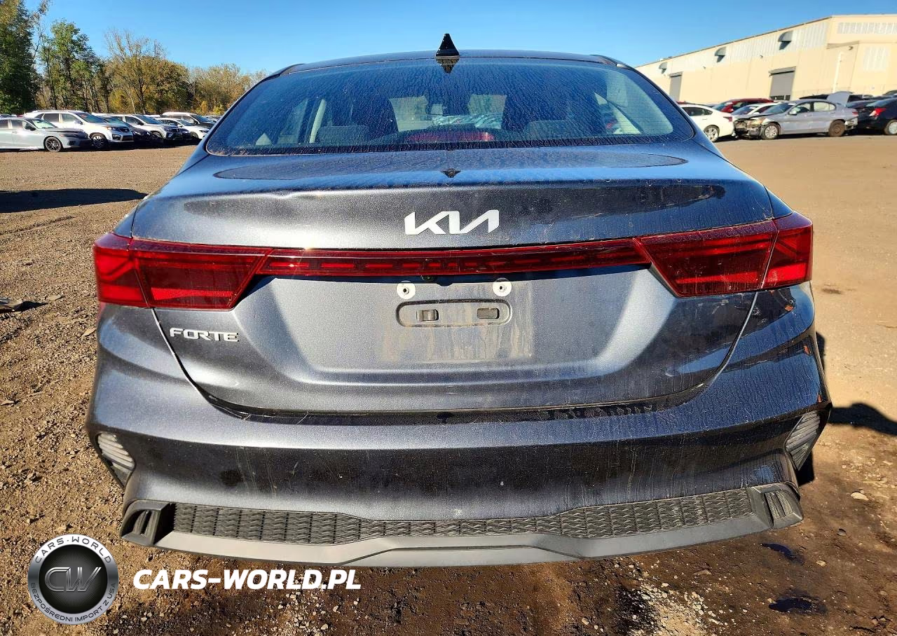 2023 Kia Forte Lxs VIN:3KPF24AD4PE579007 - 6