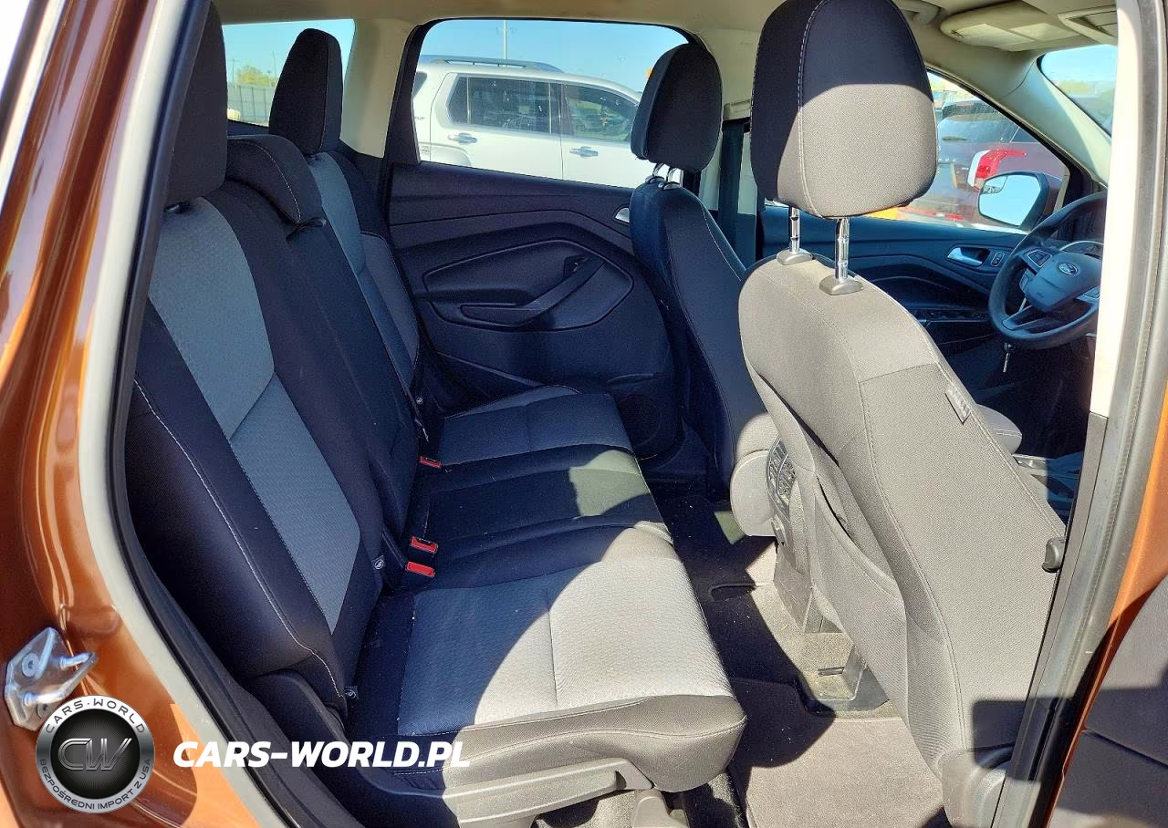 2017 Ford Escape Se VIN:1FMCU0GD4HUA21394 - 11