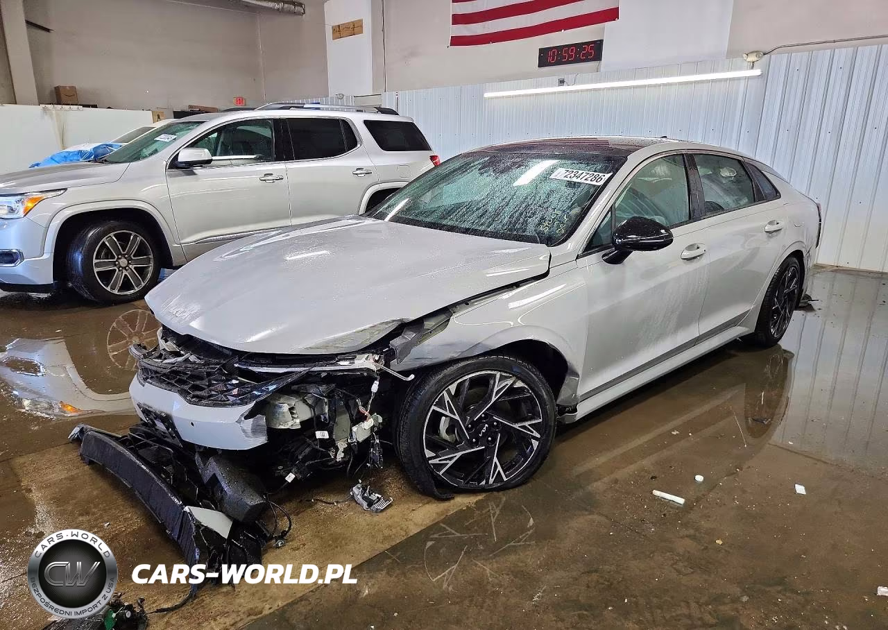 2025 Kia K5 Gt Line VIN:KNAG64J72S5320455 - 1