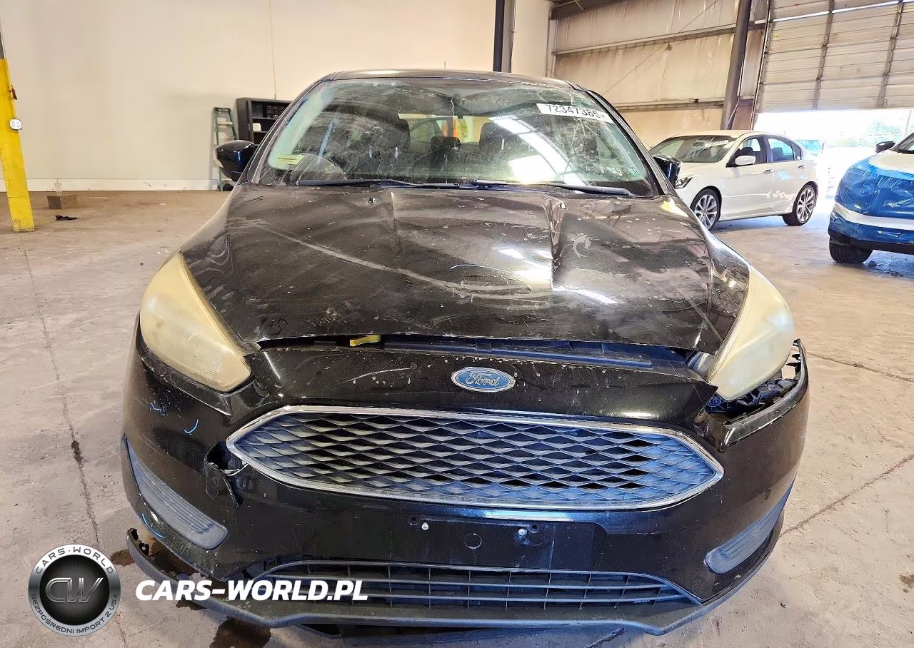 2015 Ford Focus Se VIN:1FADP3K21FL301158 - 5