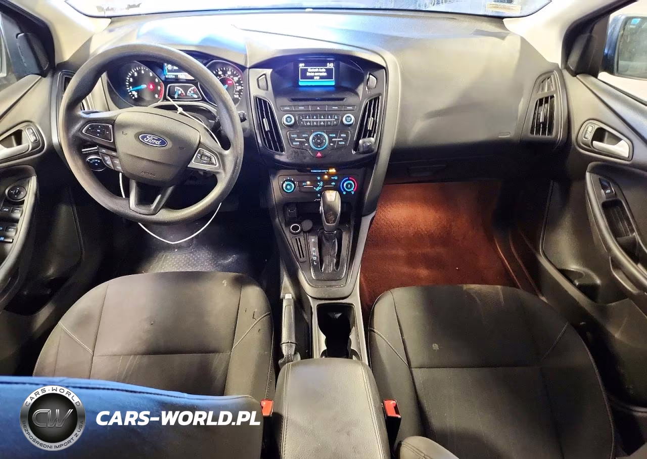 2015 Ford Focus Se VIN:1FADP3K21FL301158 - 8