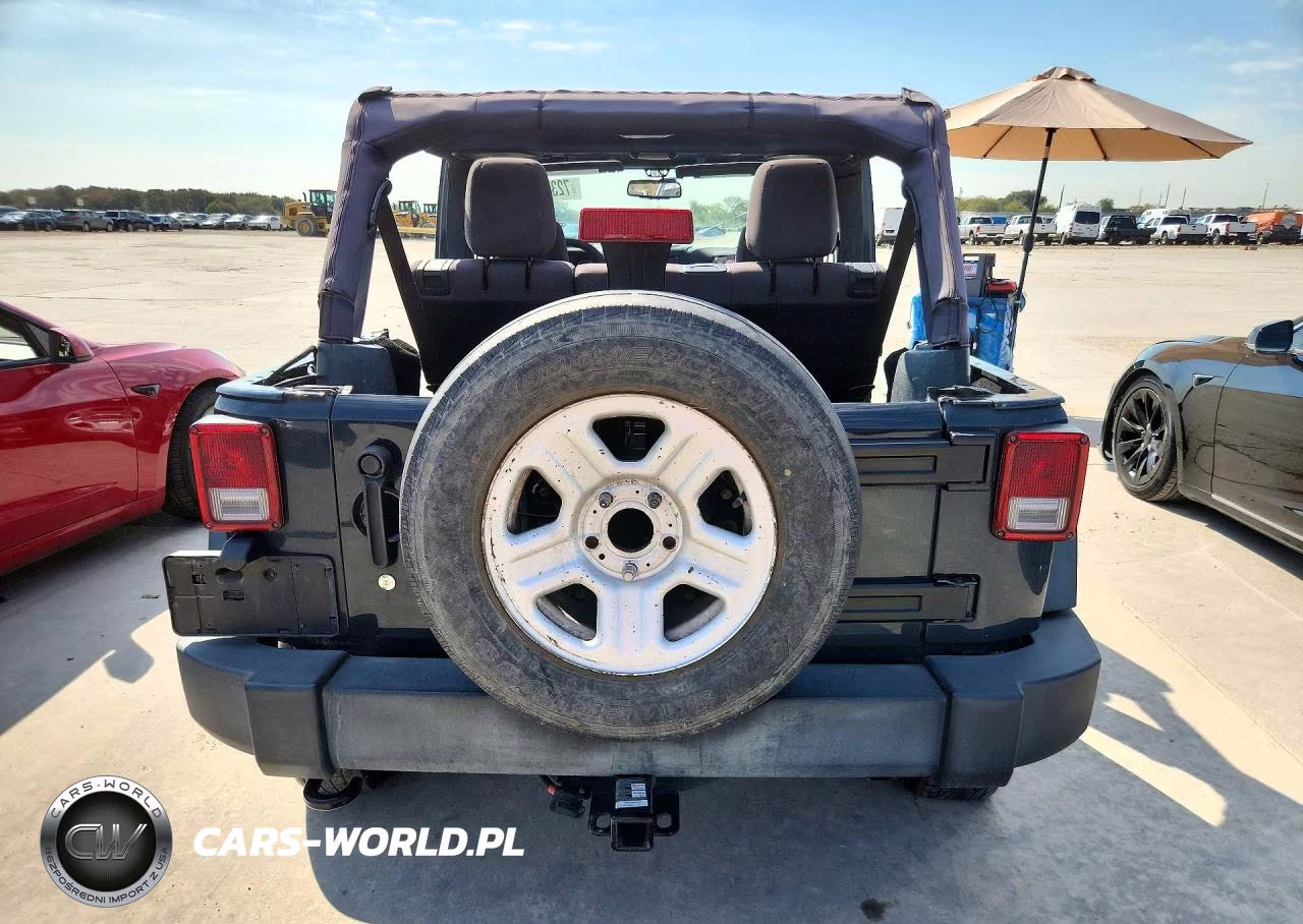2017 Jeep Wrangler Unlimited Sport VIN:1C4BJWDG7HL704318 - 6