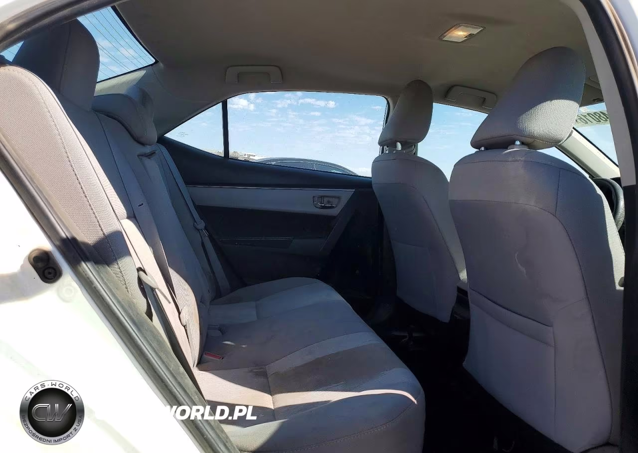 2016 Toyota Corolla Le VIN:5YFBURHE0GP558500 - 10