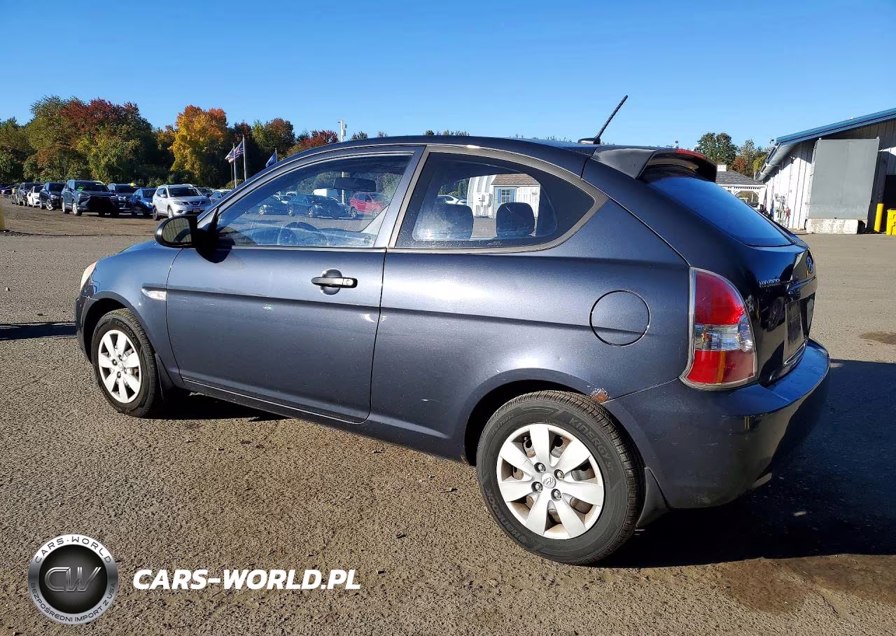 2009 Hyundai Accent Gs VIN:KMHCM36C69U113831 - 2