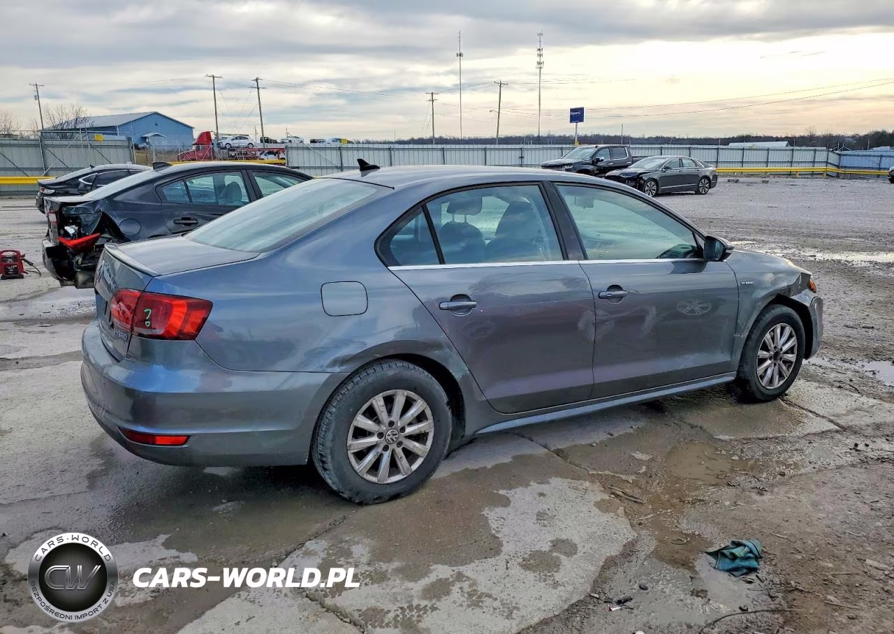 2013 Volkswagen Jetta Hybrid VIN:3VW637AJ5DM307407 - 3