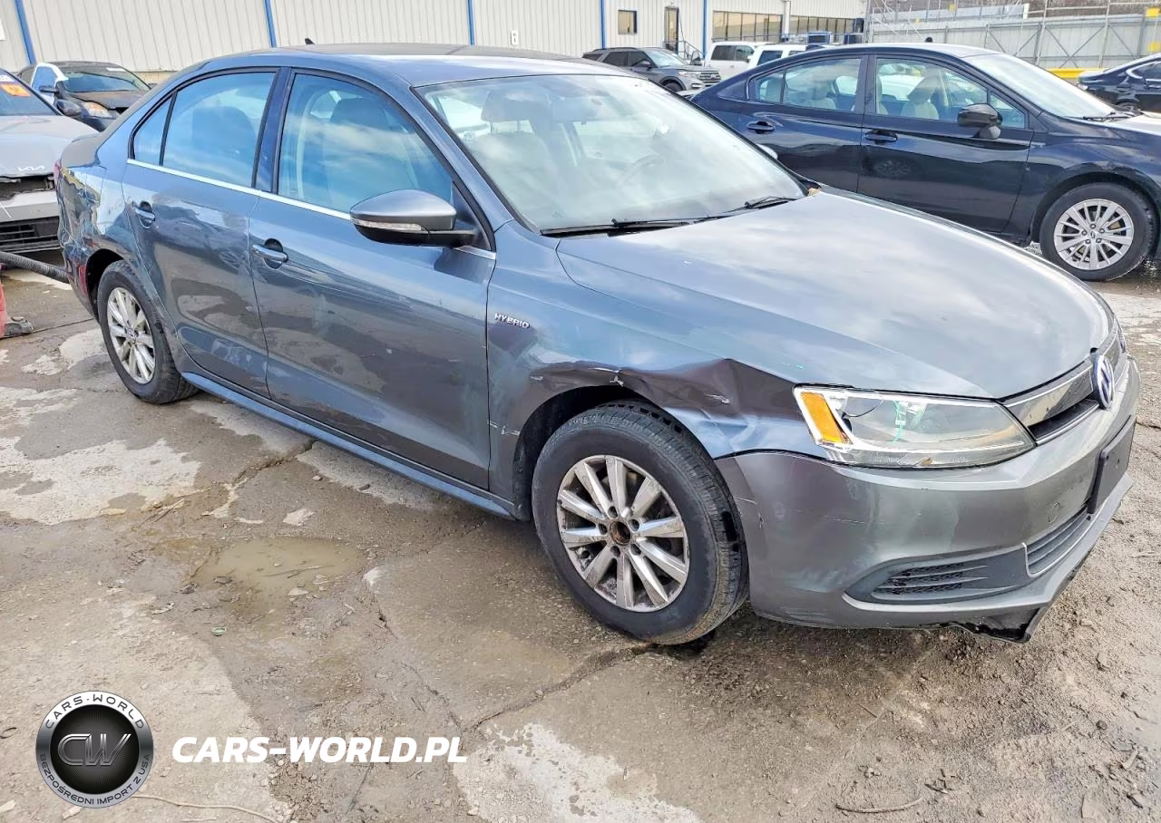 2013 Volkswagen Jetta Hybrid VIN:3VW637AJ5DM307407 - 4