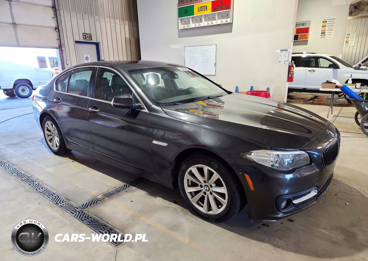 2016 BMW 528 Xi VIN:WBA5A7C50GG152488 - 4