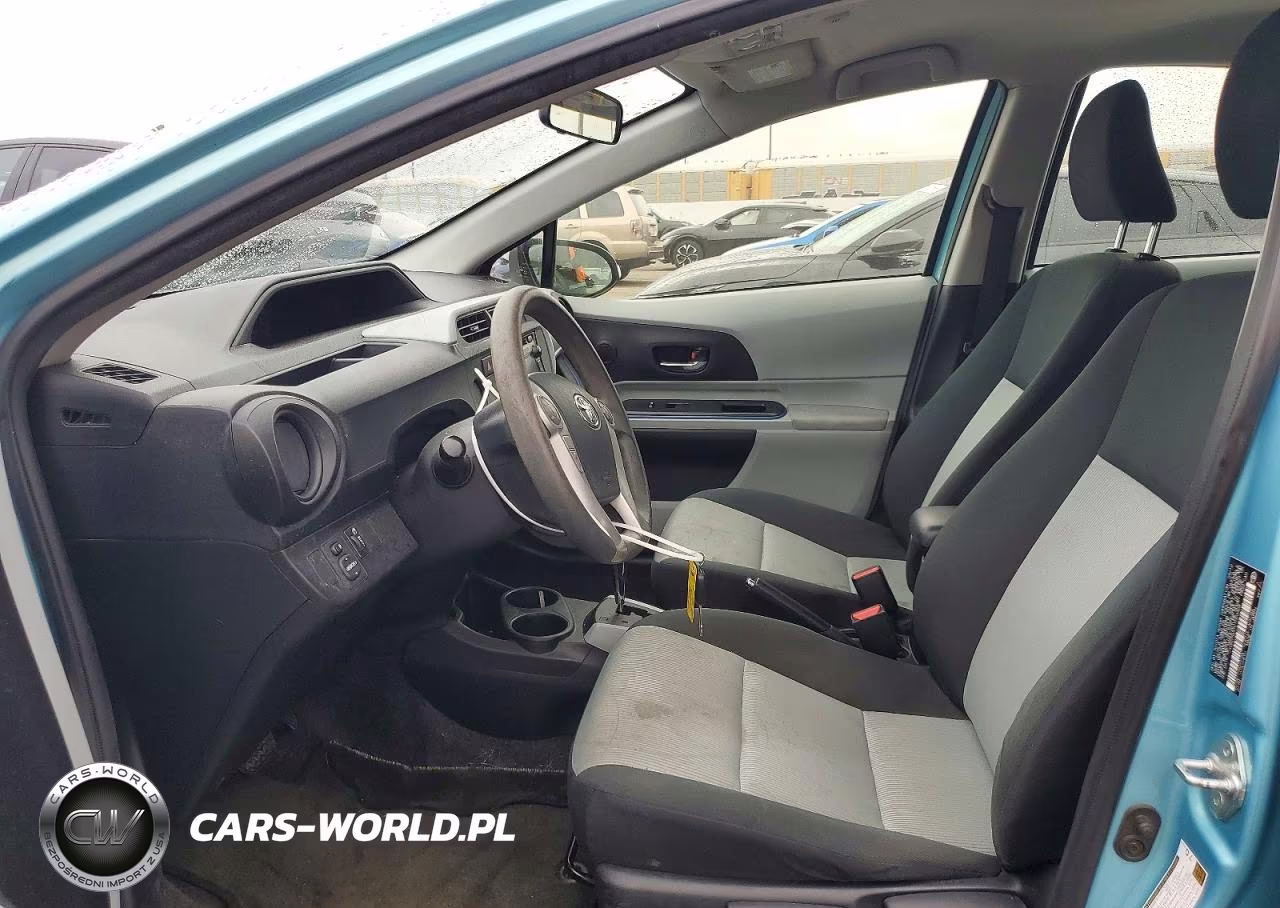 2012 Toyota Prius C Two VIN:JTDKDTB37C1023408 - 7