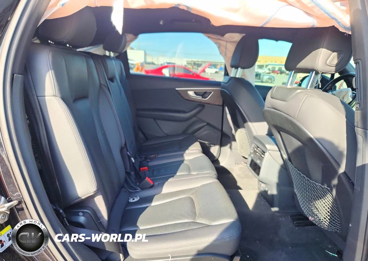 2020 Audi Q7 Premium Plus VIN:WA1LXAF70LD001577 - 10