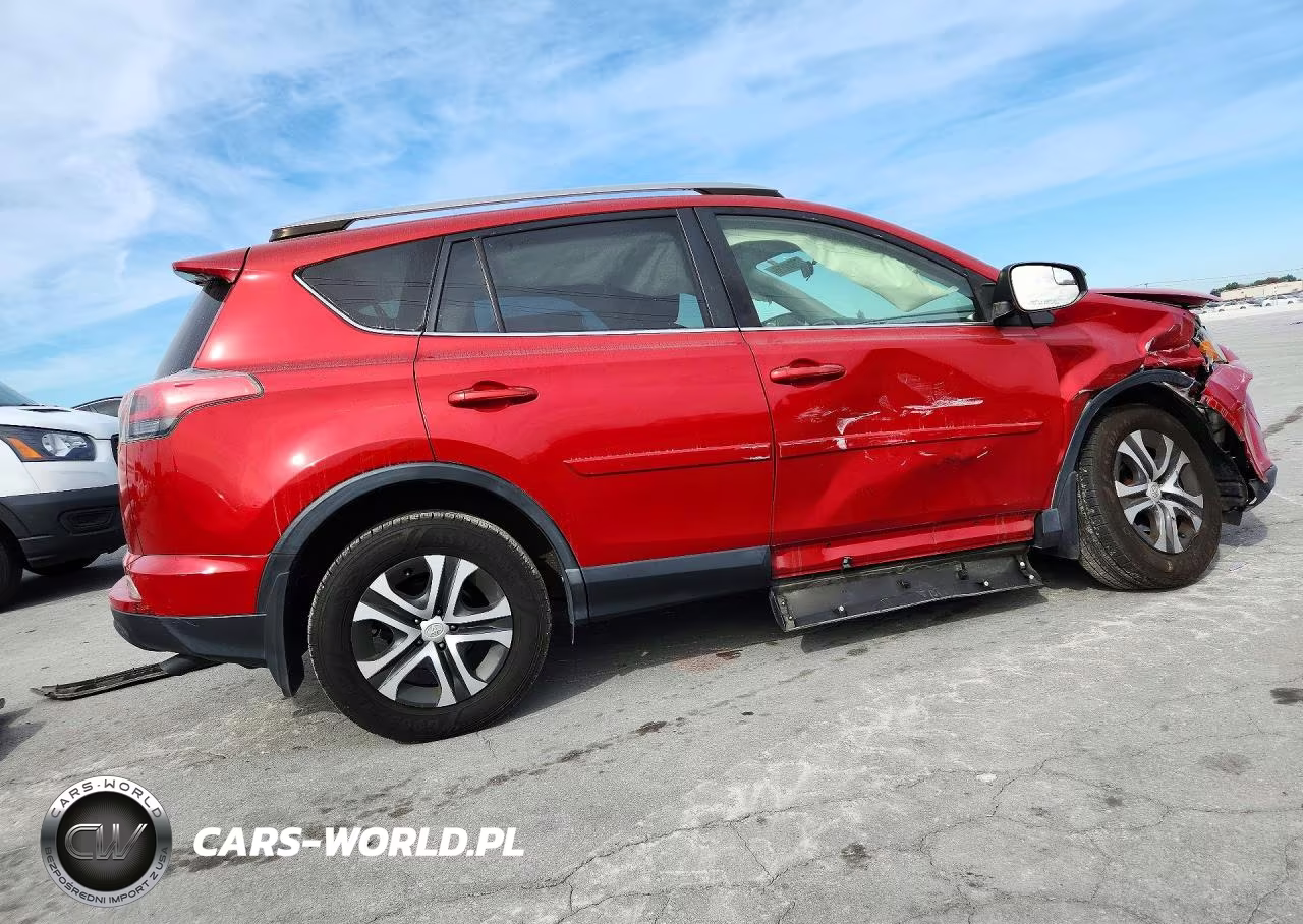 2017 Toyota Rav4 Le VIN:JTMZFREVXHJ125270 - 3