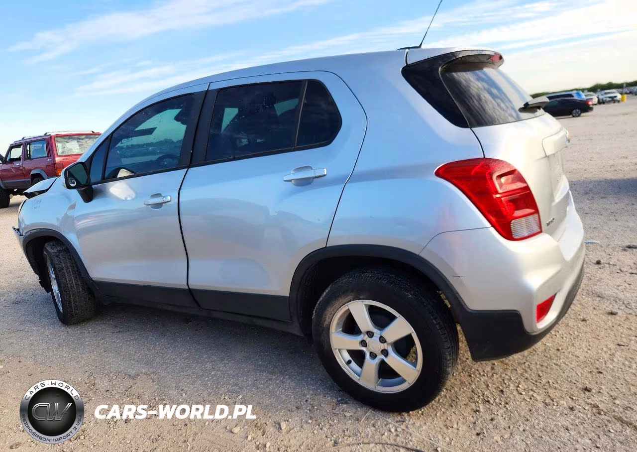 2018 Chevrolet Trax Ls VIN:KL7CJKSB8JB632882 - 2
