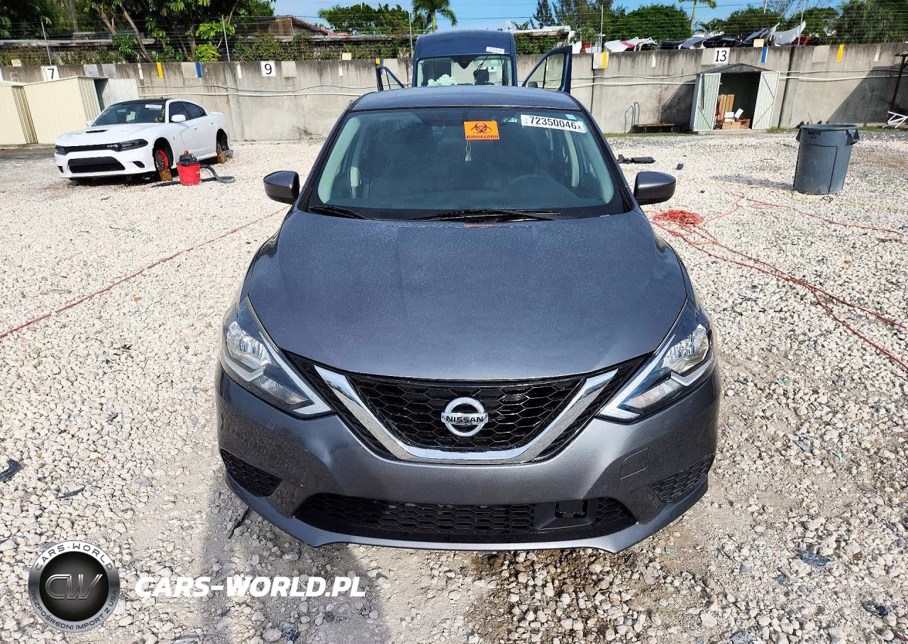 2018 Nissan Sentra S VIN:3N1AB7AP8JY328165 - 5