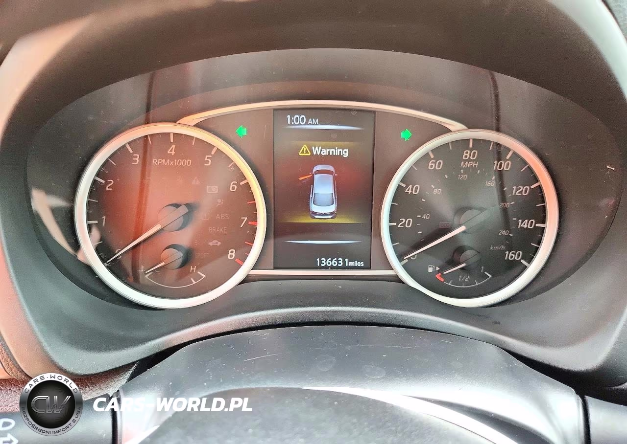 2018 Nissan Sentra S VIN:3N1AB7AP8JY328165 - 9