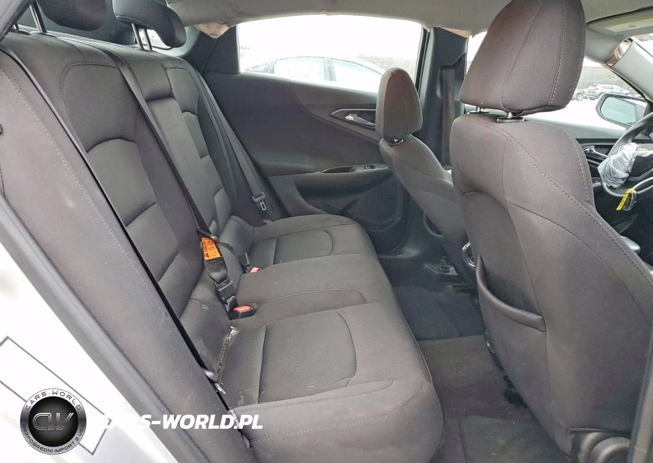 2017 Chevrolet Malibu Lt VIN:1G1ZE5ST5HF173995 - 10