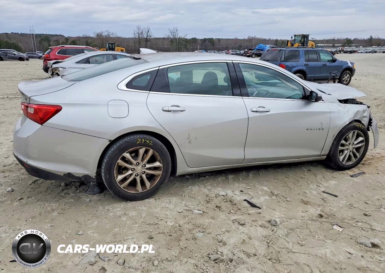 2017 Chevrolet Malibu Lt VIN:1G1ZE5ST5HF173995 - 3