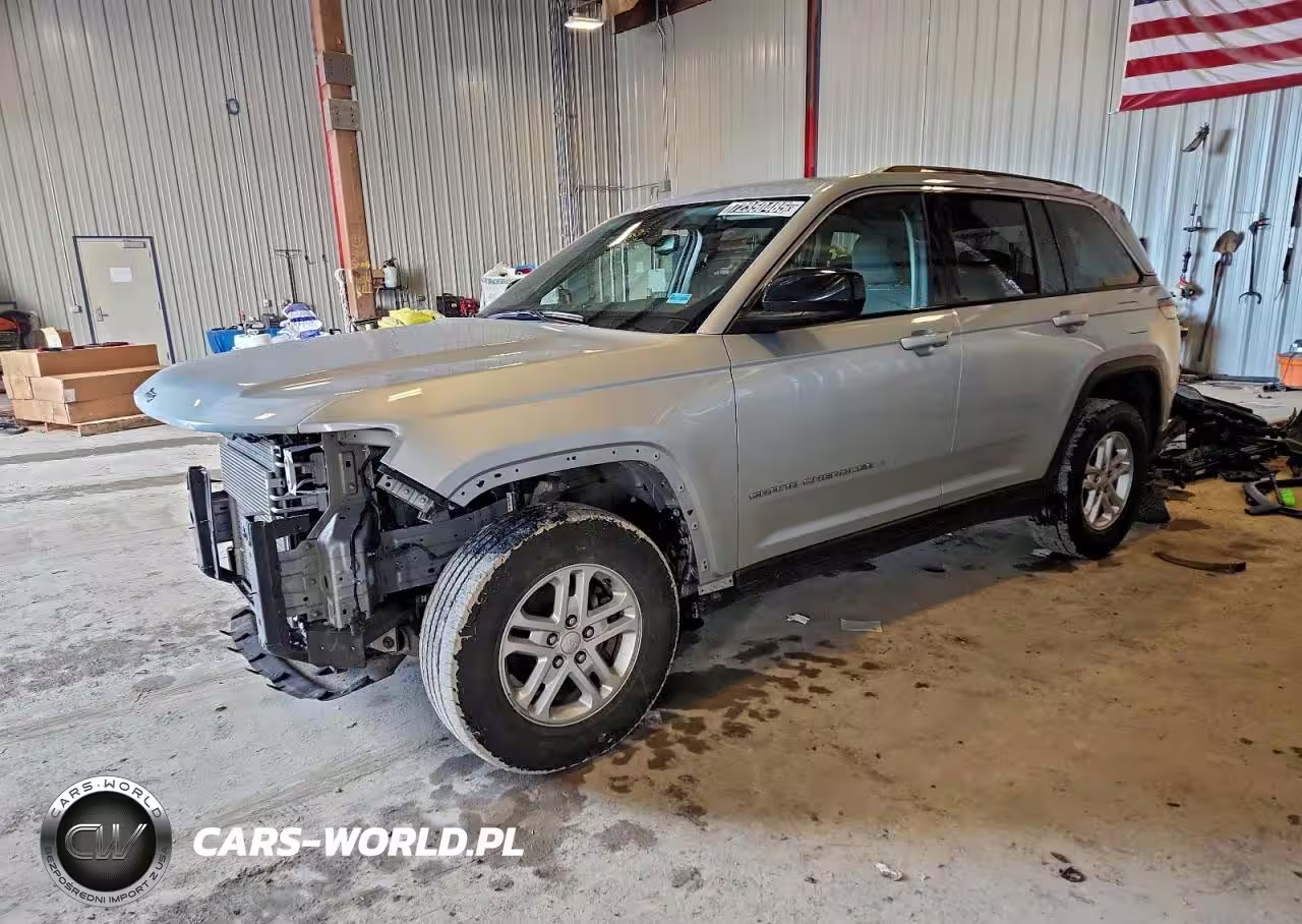 2023 Jeep Grand Cherokee Laredo