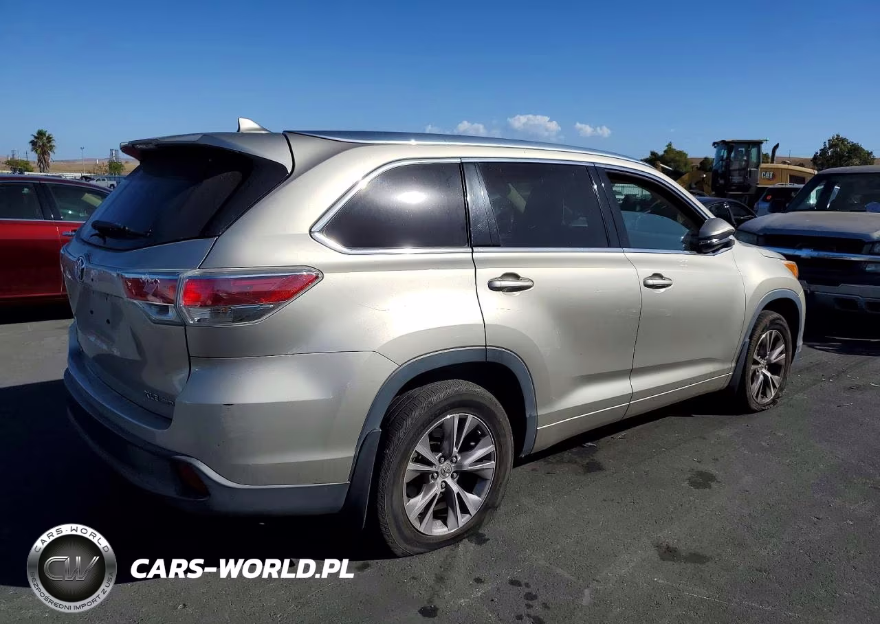 2014 Toyota Highlander Xle VIN:5TDJKRFH9ES019909 - 3