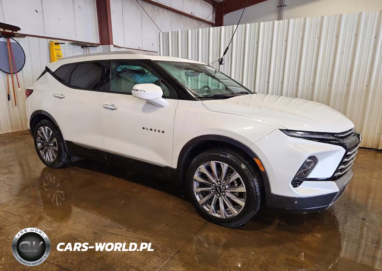 2023 Chevrolet Blazer Premier VIN:3GNKBLRS1PS113751 - 4