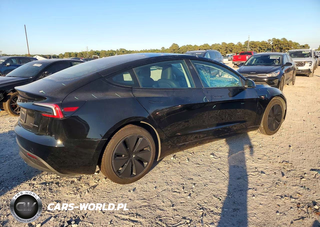 2024 Tesla Model 3 VIN:5YJ3E1EB2RF793010 - 3