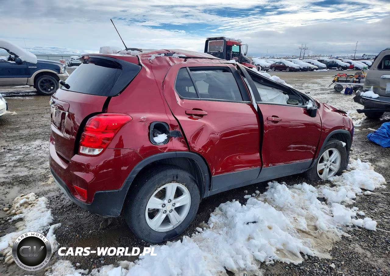 2022 Chevrolet Trax 1Lt VIN:KL7CJPSM8NB531653 - 3