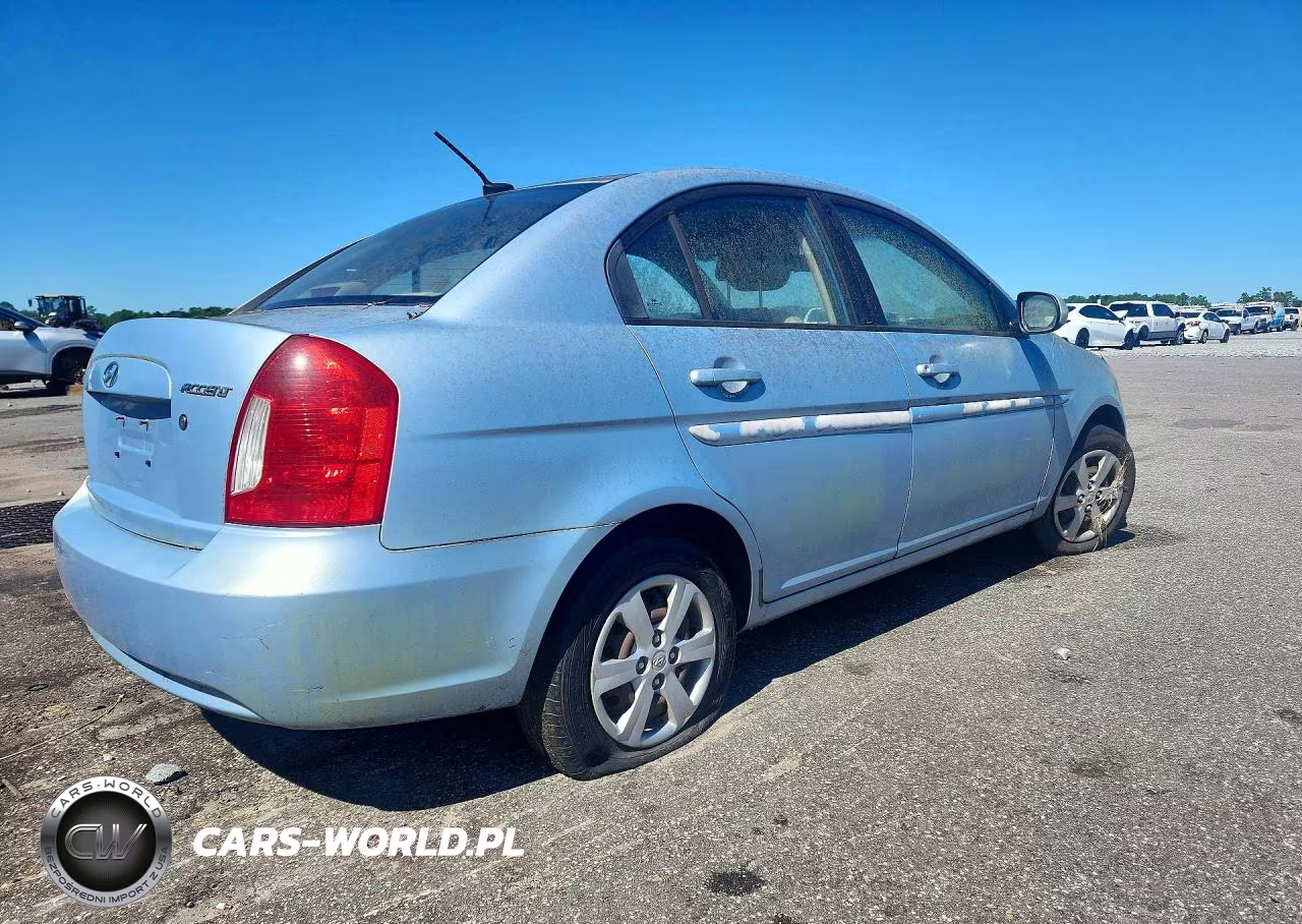 2011 Hyundai Accent Gls VIN:KMHCN4ACXBU615421 - 3