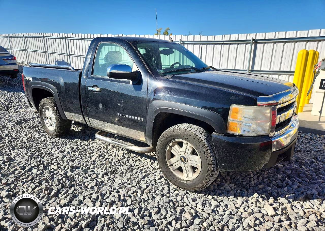 2008 Chevrolet Silverado K1500 VIN:1GCEK14C88Z233982 - 4