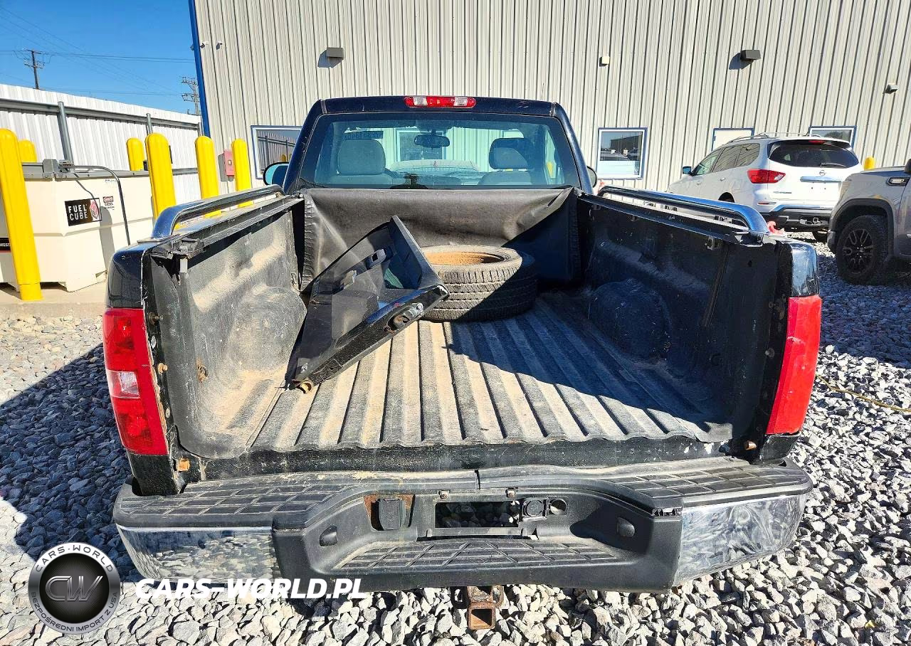 2008 Chevrolet Silverado K1500 VIN:1GCEK14C88Z233982 - 6