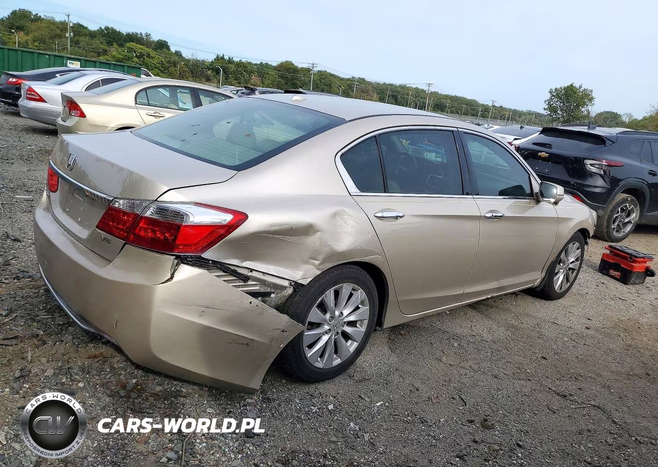 2014 Honda Accord Exl VIN:1HGCR3F82EA028404 - 3