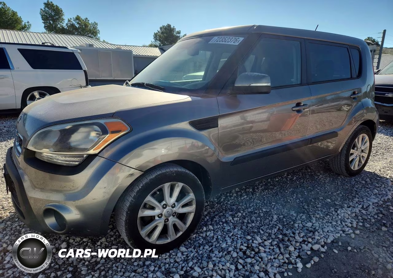 2013 Kia Soul + VIN:KNDJT2A66D7558247 - 1