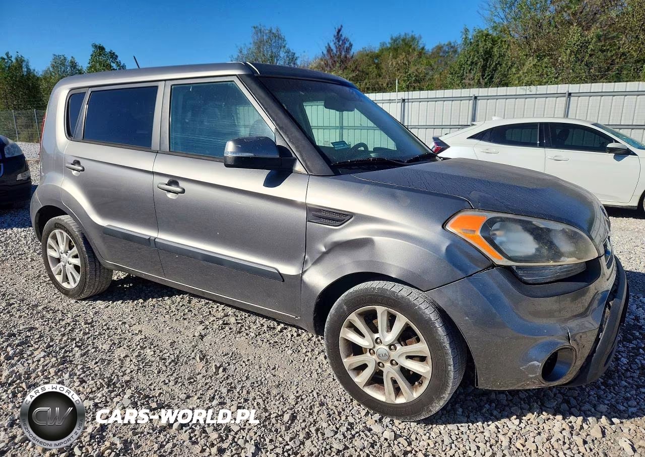 2013 Kia Soul + VIN:KNDJT2A66D7558247 - 4
