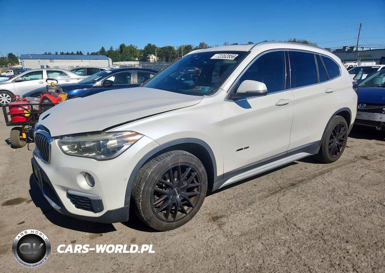2016 BMW X1 xDrive28I – zdjęcie 1 z 13