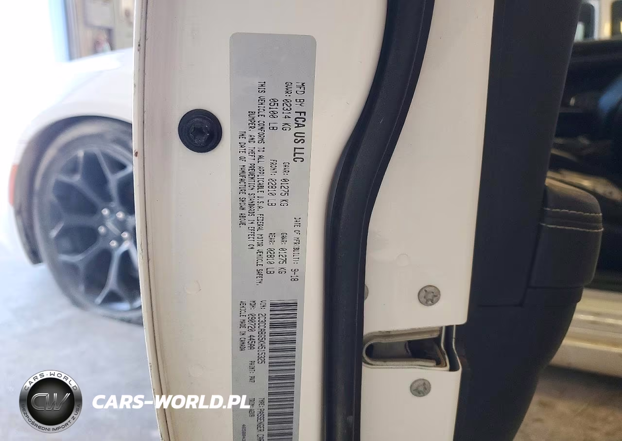 2019 Chrysler 300 S VIN:2C3CCABG5KH515325 - 13