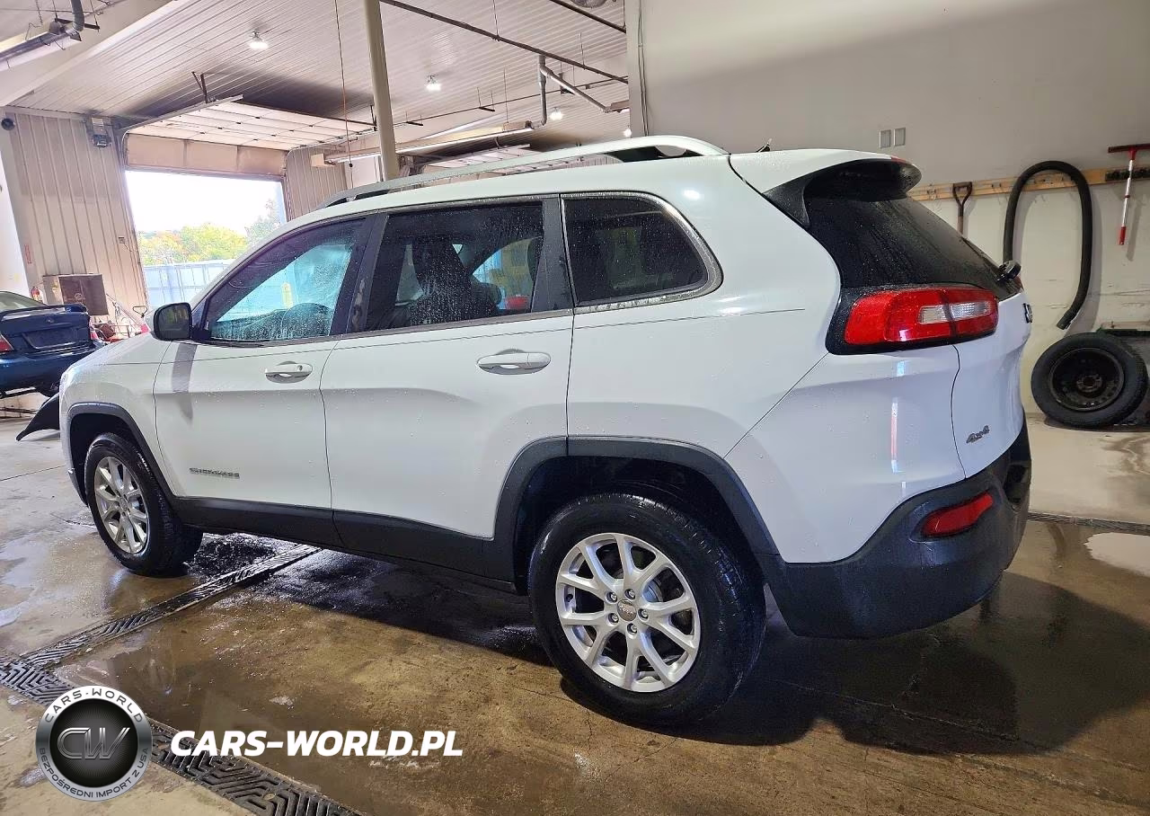 2014 Jeep Cherokee Latitude VIN:1C4PJMCB3EW180627 - 2