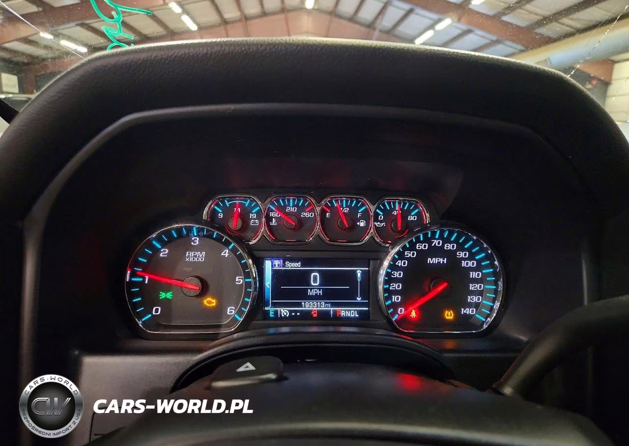 2017 Chevrolet Silverado K1500 Lt VIN:3GCUKREC0HG123663 - 9