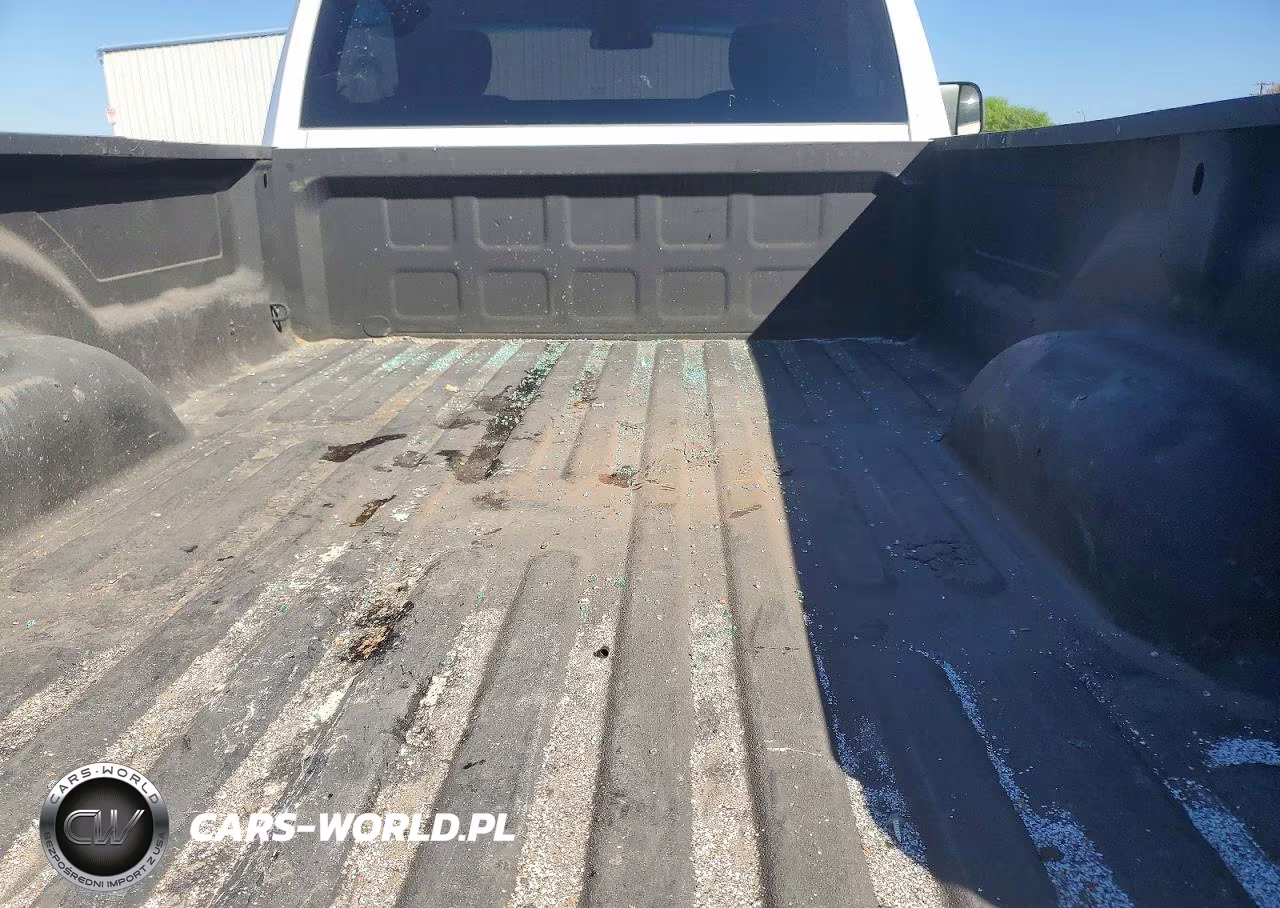2019 Ram 1500 Classic Tradesman VIN:3C6JR6DG0KG506289 - 10