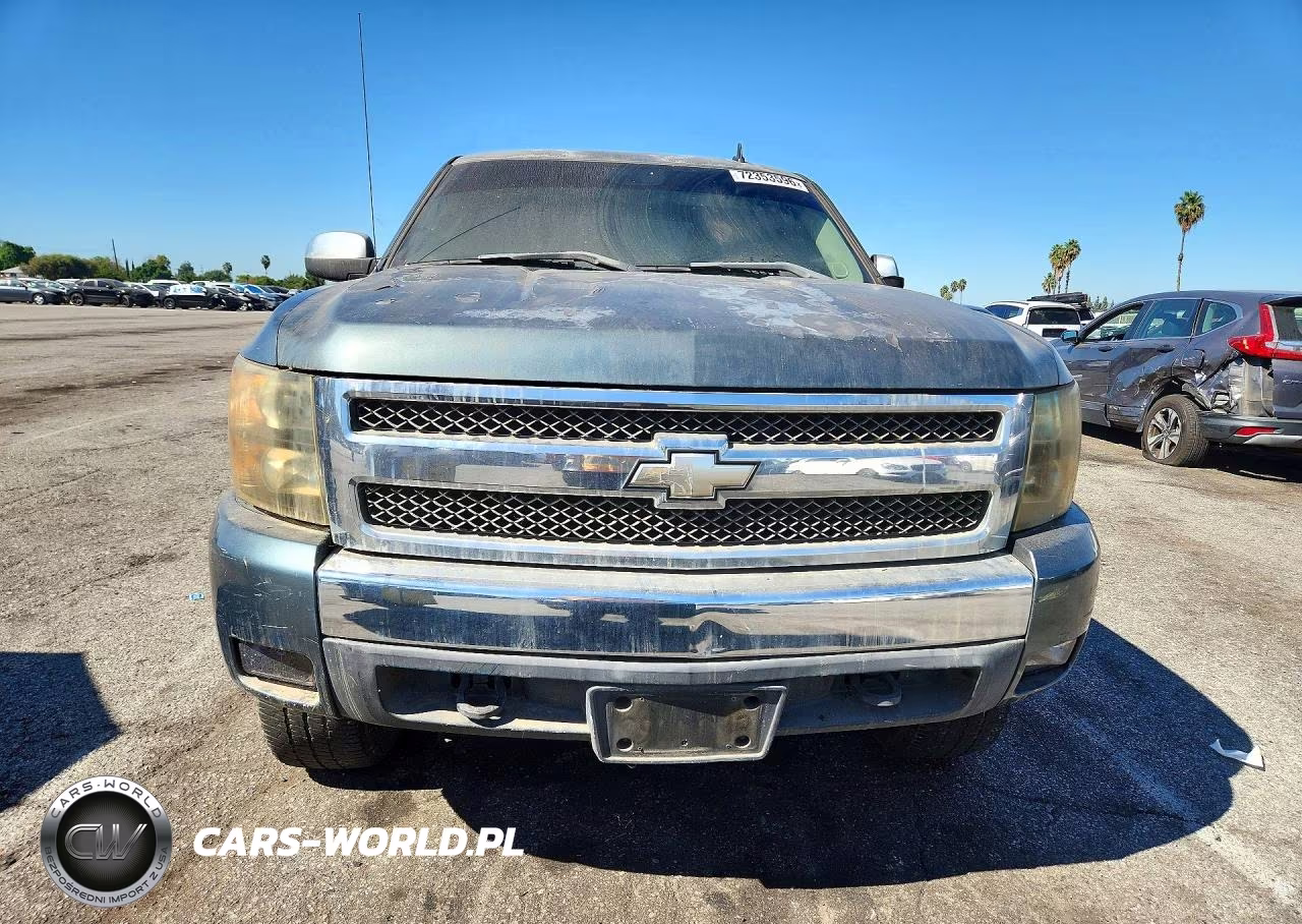 2007 Chevrolet Silverado C1500 Crew Cab VIN:2GCEC13J071576869 - 5