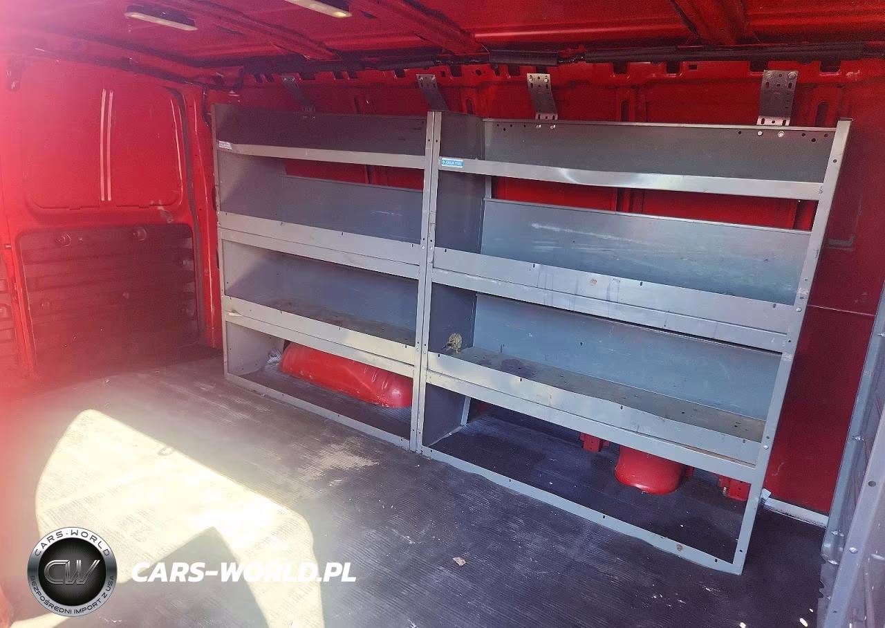 2020 Chevrolet Express G2500 VIN:1GCWGAFP6L1188070 - 11