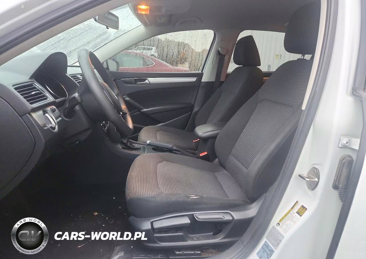 2016 Volkswagen Passat S VIN:1VWAT7A34GC027513 - 7