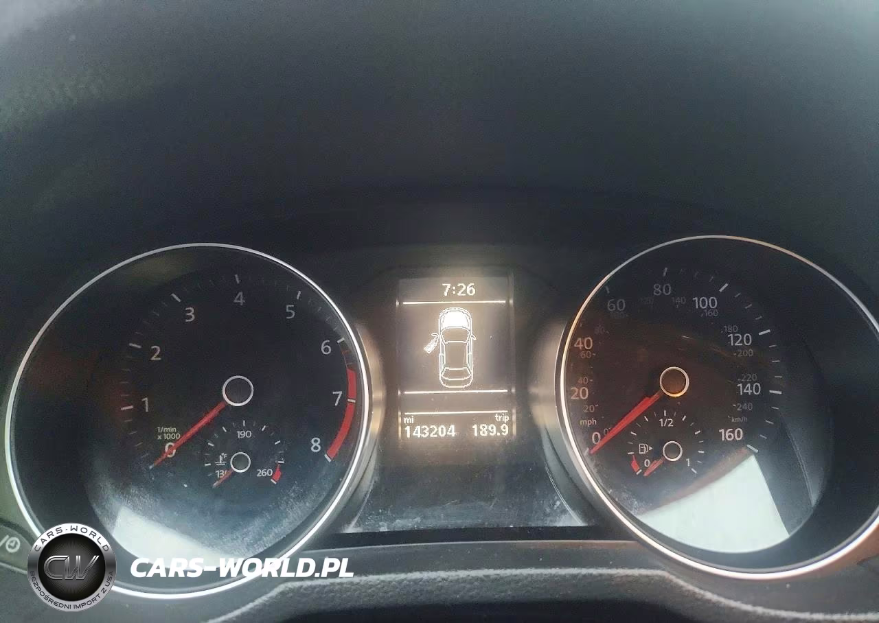 2016 Volkswagen Passat S VIN:1VWAT7A34GC027513 - 9