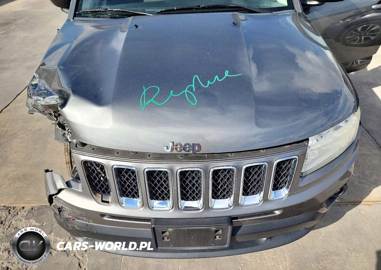 2012 Jeep Compass Latitude VIN:1C4NJDEB6CD658908 - 12